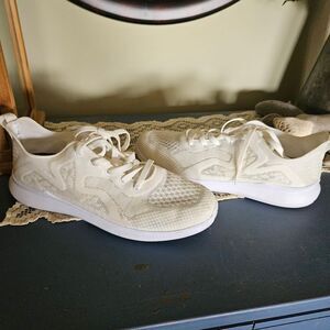 Propet Womens TravelBound White Mesh‎ Athletic Shoes Size 9.5